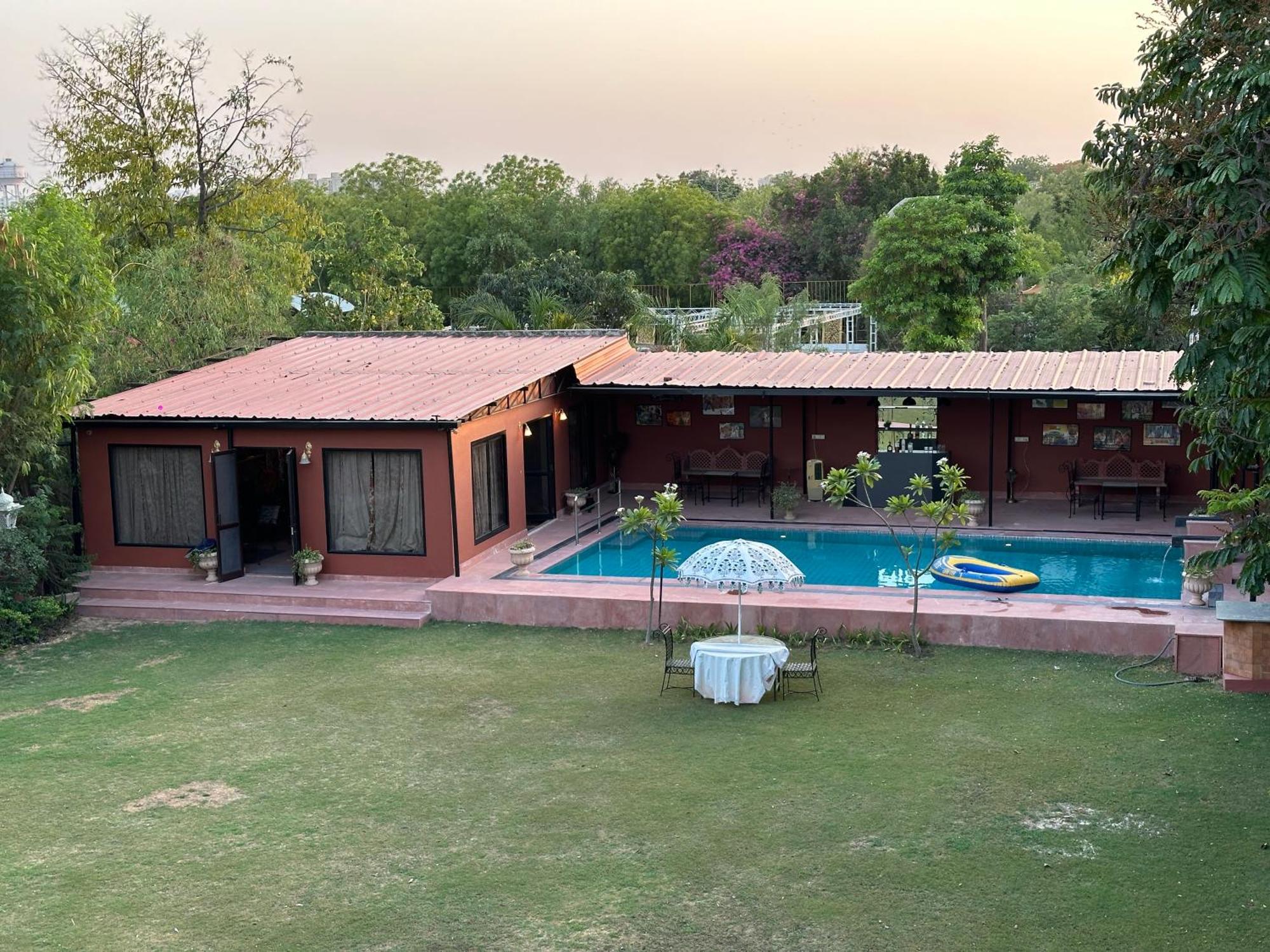Om Kanta Farms Jaipur Buitenkant foto